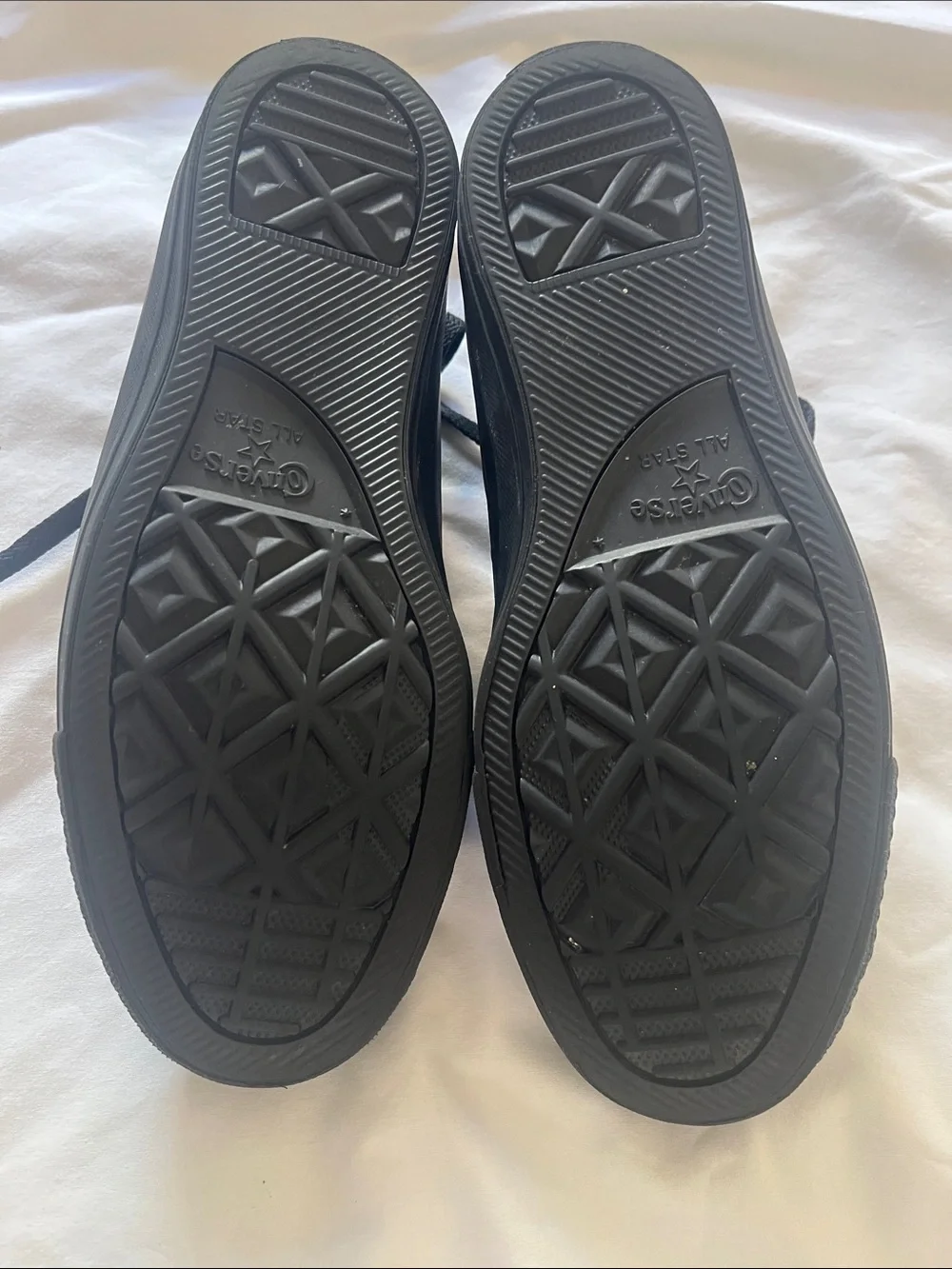 Converse Men's Low-Top Leather Chuck Taylor Sneakers in Black